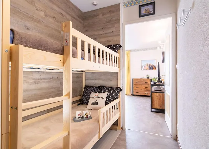 Cosy A Saint-lary-soulan, Aux Pieds - Fr-1-296-330 アパート サン・ラリー・スラン